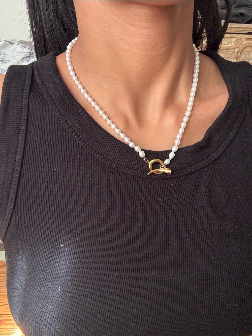 Baroque Pearl Beaded Necklace with Gold Toggle Clasp - White